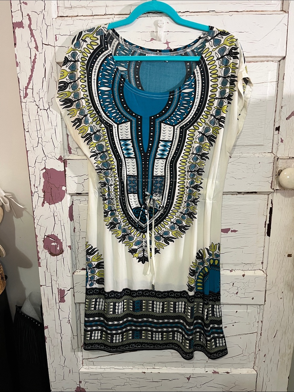 Blue I Women’s White Tunic Dress with Teal & Black Tribal Print Sz 2 hidden Belt